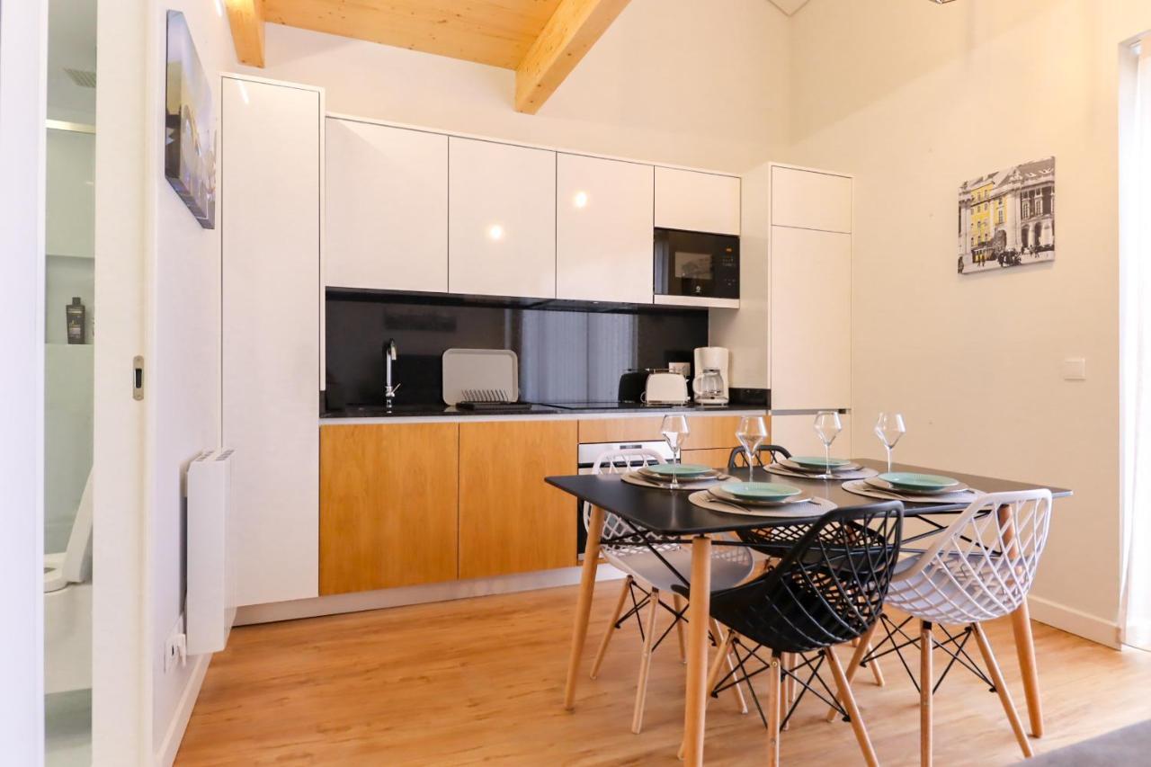 Coutinho Apartment - Modern Ap In The City Centre With Balcony Viana do Castelo Exterior foto